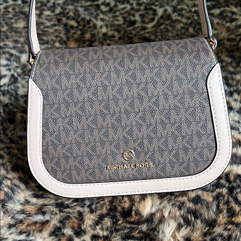 Michael Kors Luci crossbody